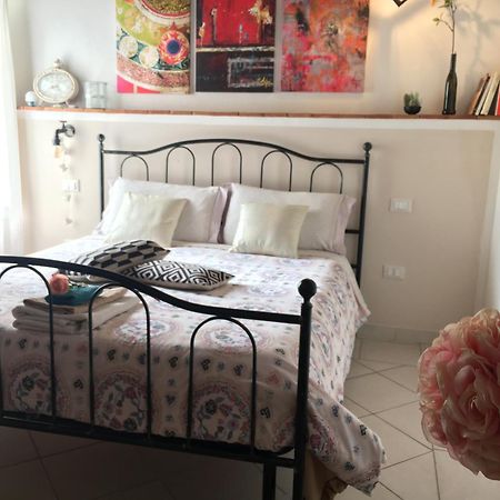 New Maria'S House Livorno. Il Cisternone Apartment Bagian luar foto