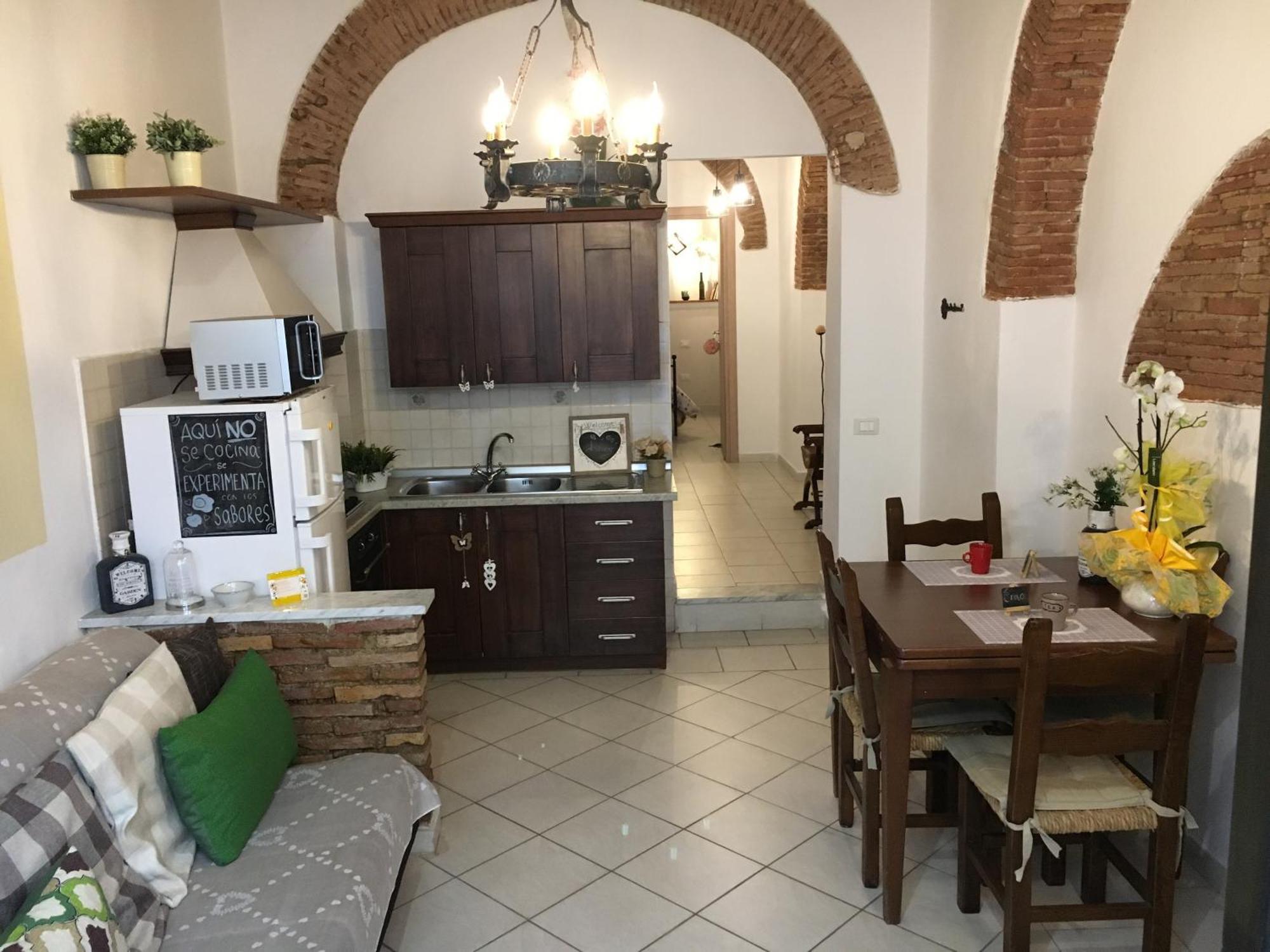 New Maria'S House Livorno. Il Cisternone Apartment Bagian luar foto