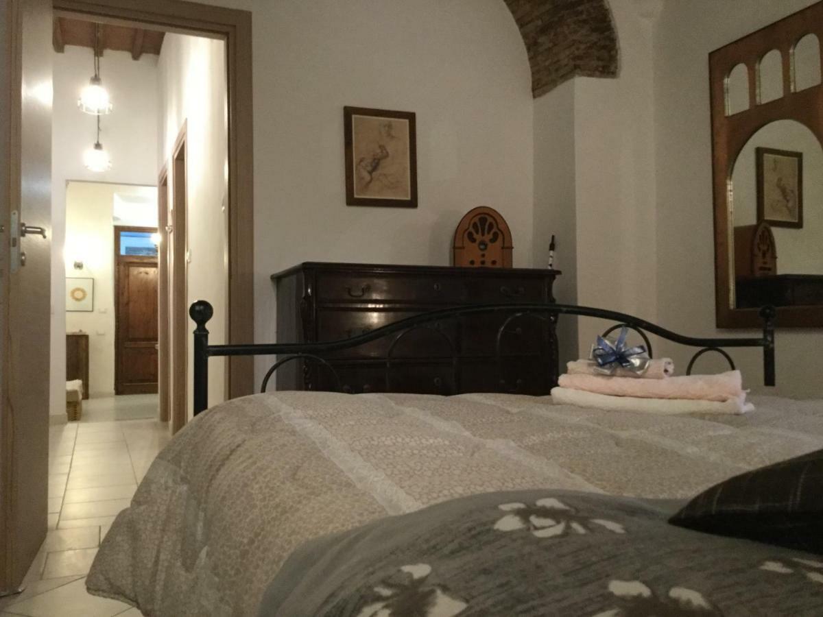 New Maria'S House Livorno. Il Cisternone Apartment Bagian luar foto