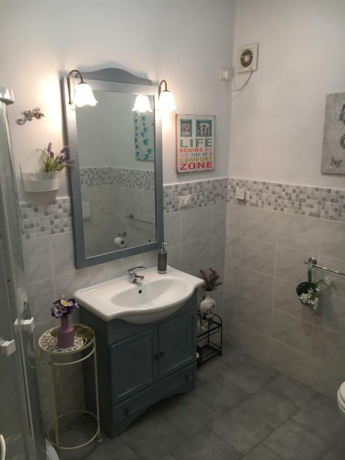 New Maria'S House Livorno. Il Cisternone Apartment Bagian luar foto