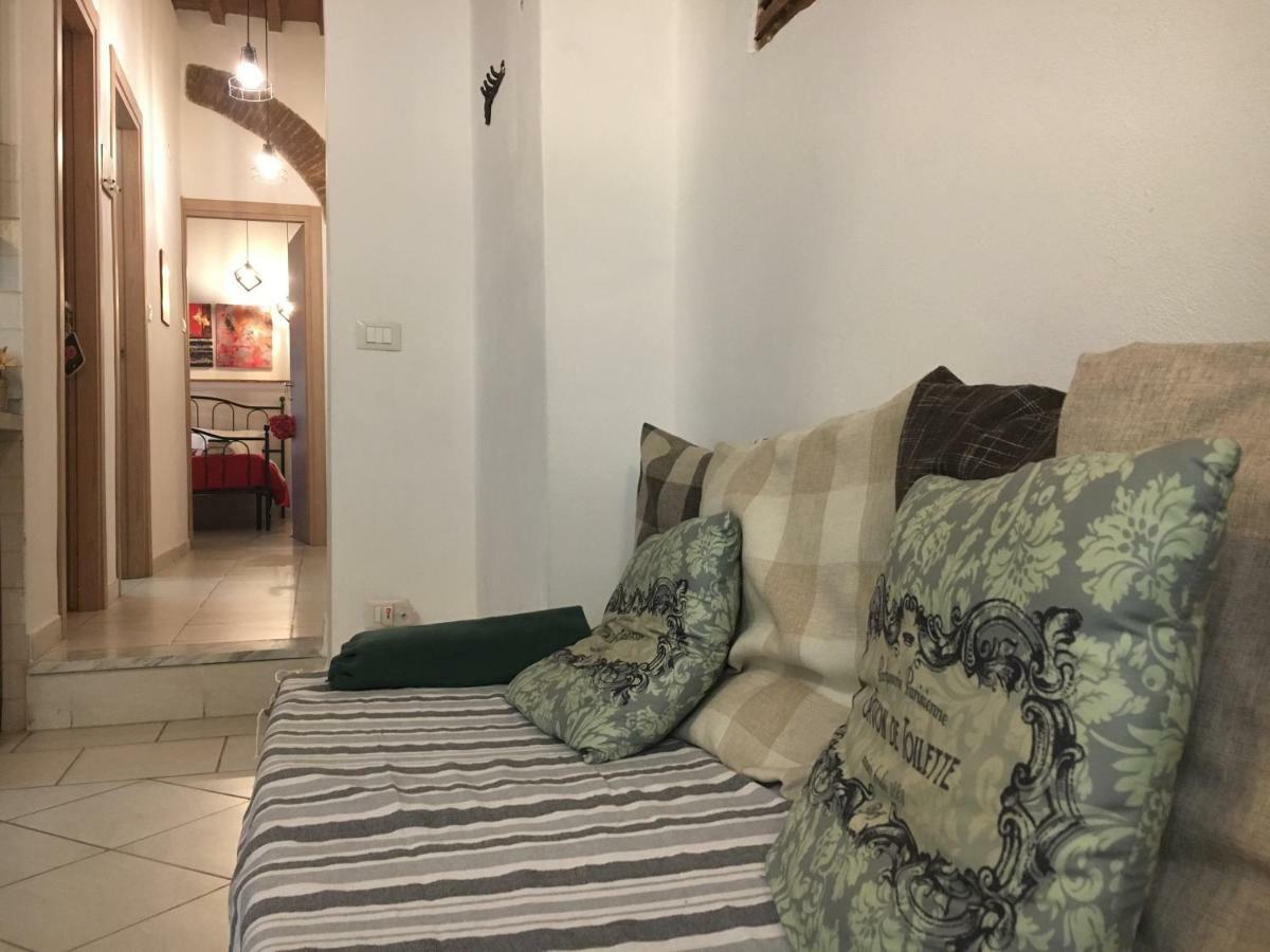New Maria'S House Livorno. Il Cisternone Apartment Bagian luar foto